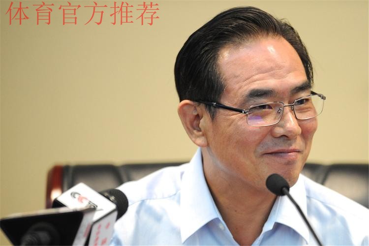 中国足协主席蔡振华在罗马会见意大利足协主席塔维奇奥